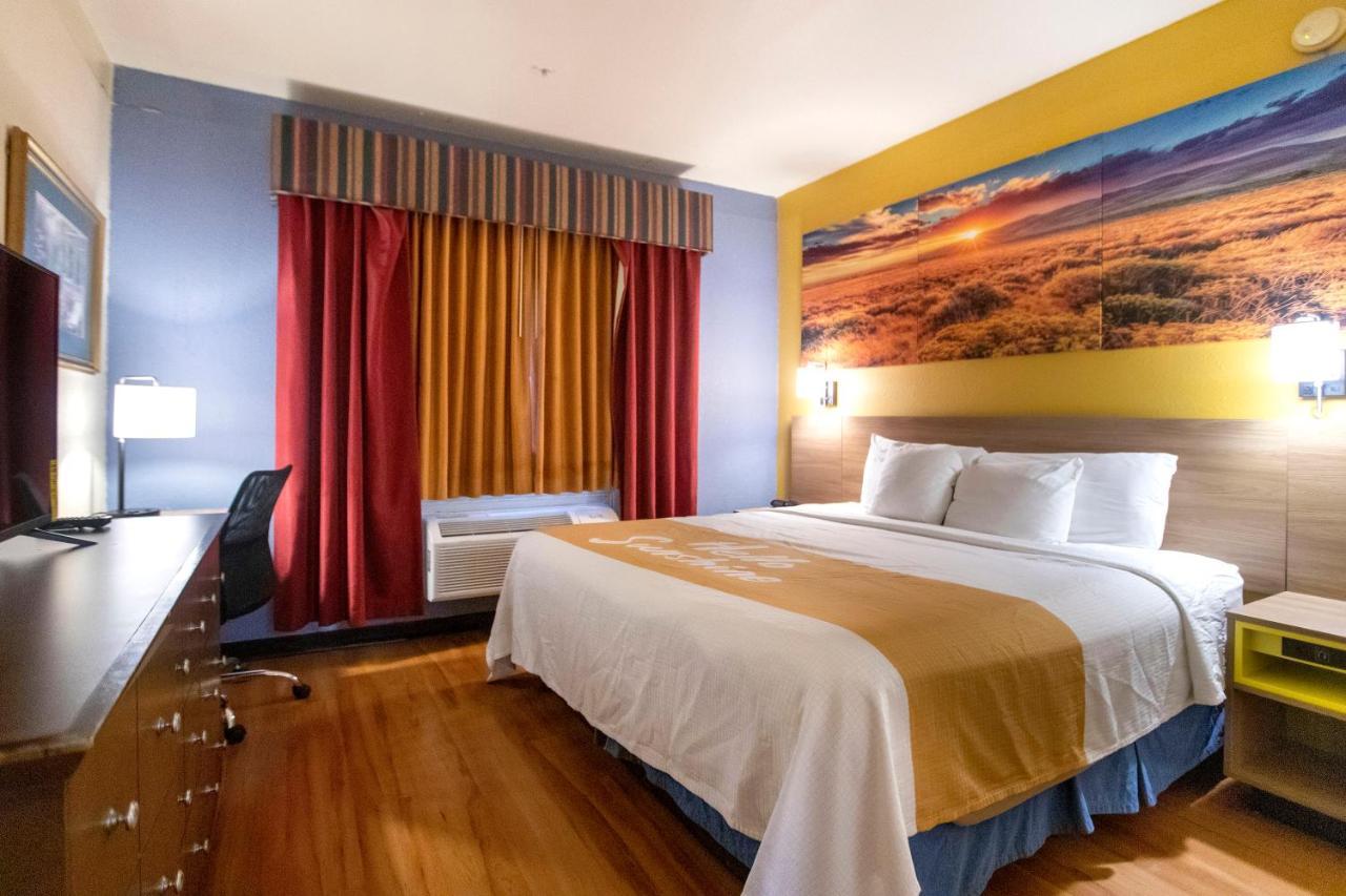 Days Inn & Suites By Wyndham Houston North/Aldine Luaran gambar