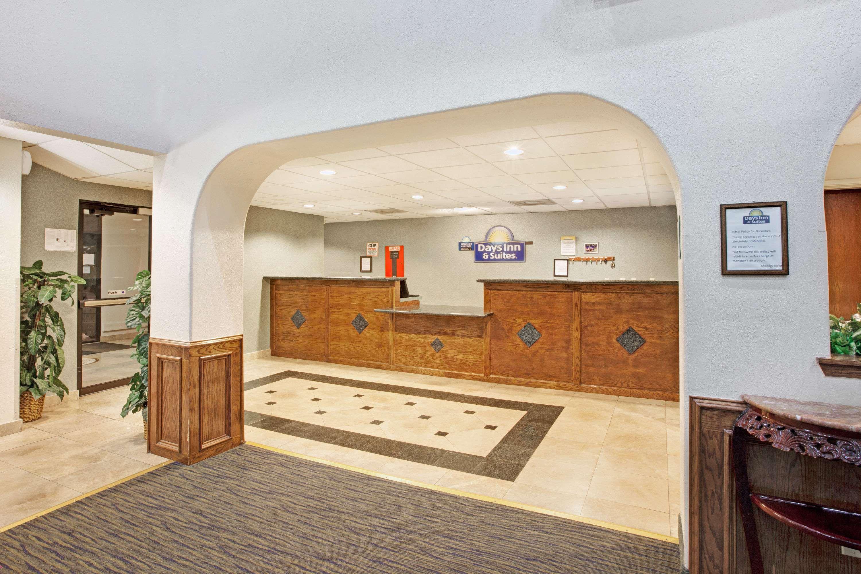 Days Inn & Suites By Wyndham Houston North/Aldine Luaran gambar