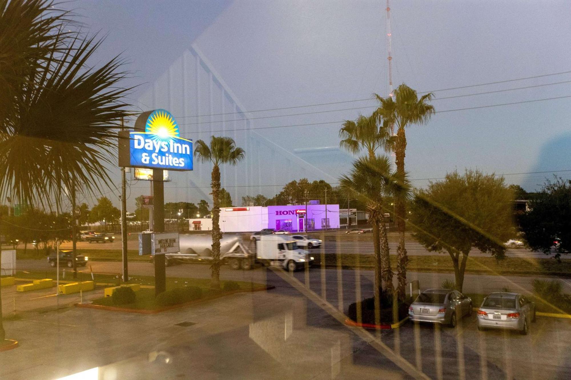 Days Inn & Suites By Wyndham Houston North/Aldine Luaran gambar