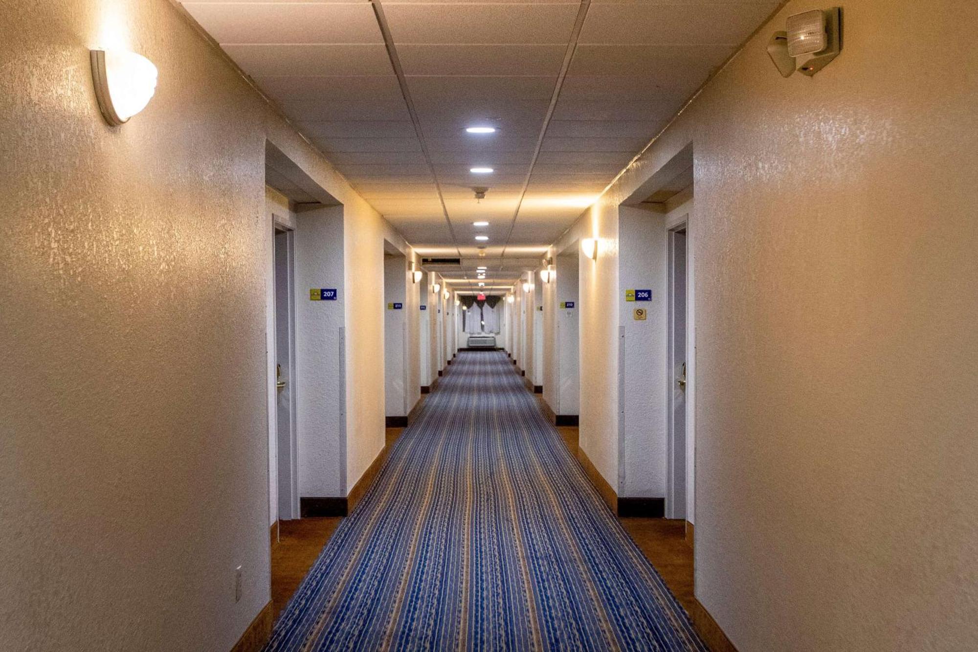 Days Inn & Suites By Wyndham Houston North/Aldine Luaran gambar